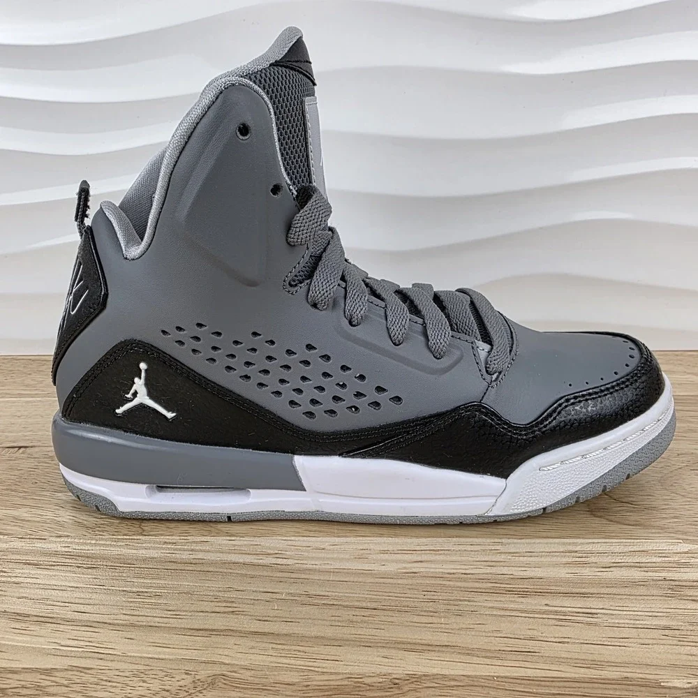 Nike Air Jordan Flight SC-3 Sneakers Womens 7.5 Youth 6 Retro High Tops‎ Shoes
